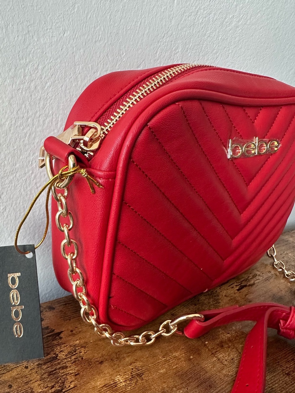 Bebe Red Quilted Chevron Crossbody with Gold Chain and Red Strap Gold Logo NWT - Picture 3 of 6